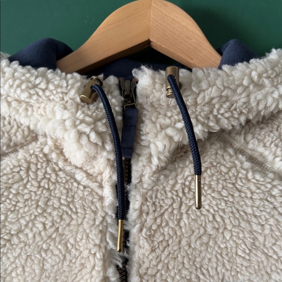 L.L. Bean Mountain Pile Fleece Hoodie Womens M Jacket NWT Cozy Warm Teddy - Picture 7 of 11